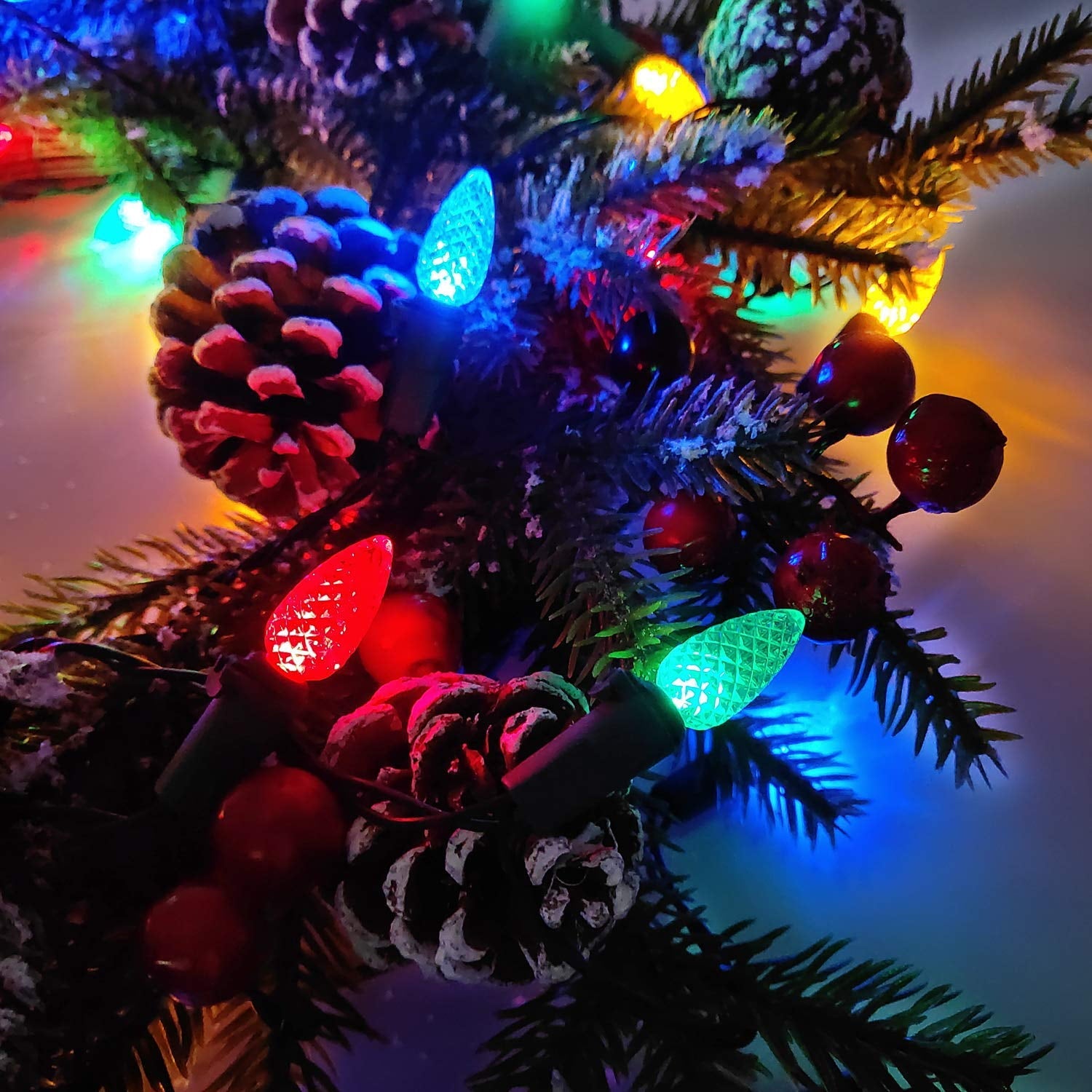 Loende Christmas Lights, 18FT 50 LED C3 Battery Operated String Lights for Indoor Outdoor Multicolor